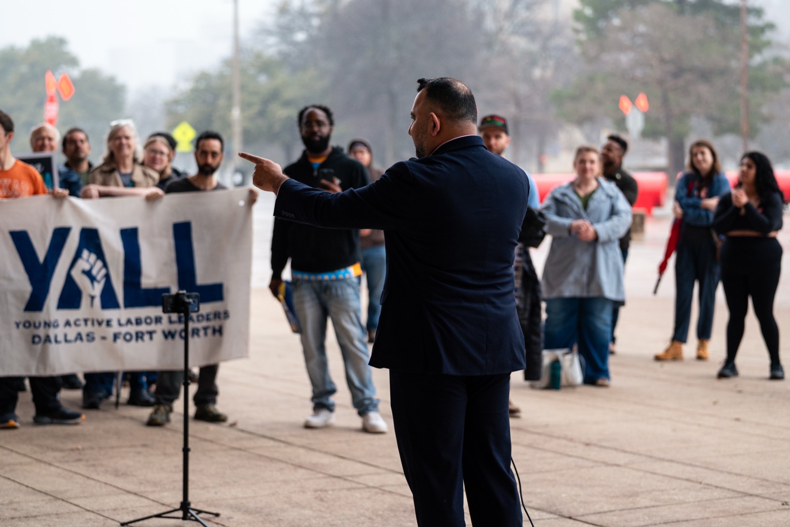 Zeeshan Hafeez greeting members of Young Active Labor Leaders of Dallas-Fort Worth